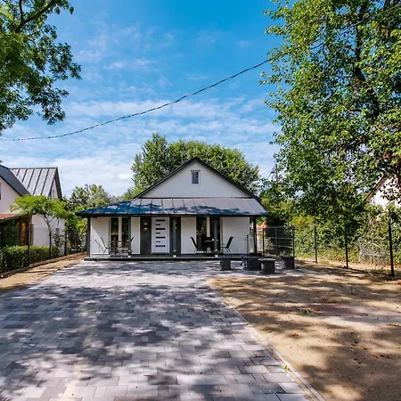 Poseidon * Pilismarot