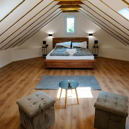 Poseidon * Pilismarot